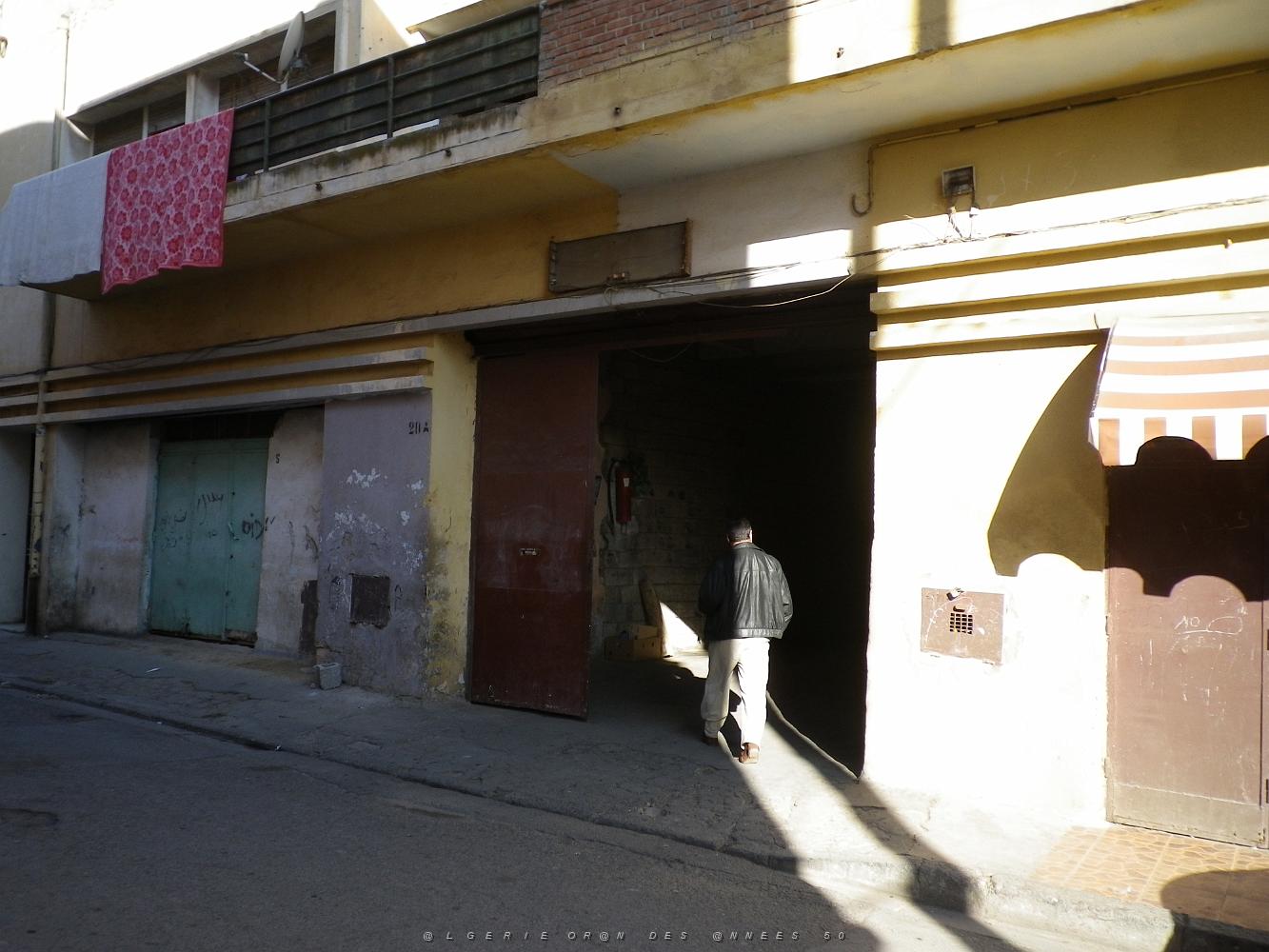 1447 grand garage rue docteur pauly .JPG